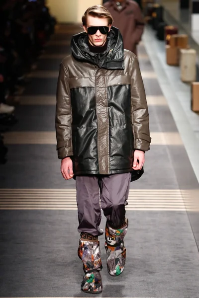 Look 21